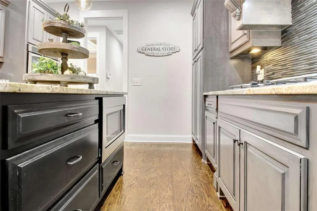 Sharpsburg, Georgia 30277, United States, 4 Bedrooms Bedrooms, ,5 BathroomsBathrooms,Residential,Active,118855