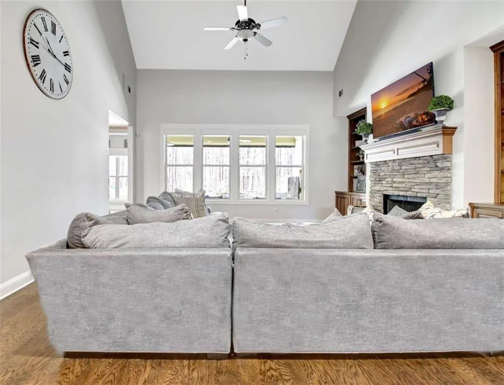 Sharpsburg, Georgia 30277, United States, 4 Bedrooms Bedrooms, ,5 BathroomsBathrooms,Residential,Active,118855