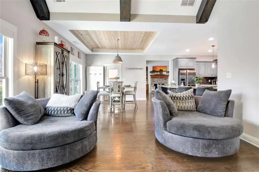 Sharpsburg, Georgia 30277, United States, 4 Bedrooms Bedrooms, ,5 BathroomsBathrooms,Residential,Active,118855