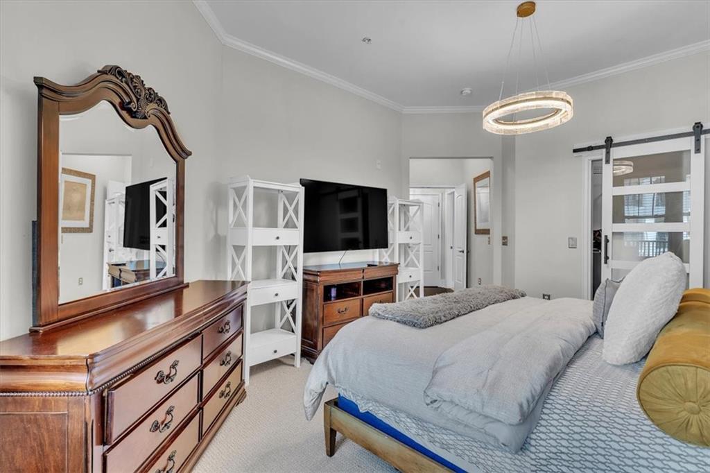 3621 Vinings Slope 2525