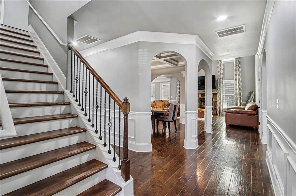 5908 Cliftondale Drive