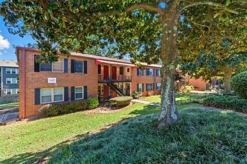 Photo of 2427 Lawrenceville Highway #4b, Decatur, GA 30033 (MLS # 7659150)