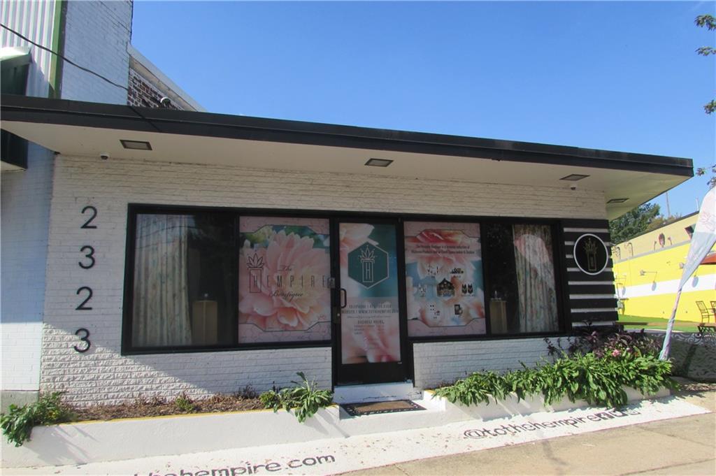 2323 Cascade Road