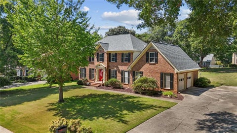 Homes For Sale - 5063 Bridgeport Lane<br/> Peachtree Corners, GA 30092