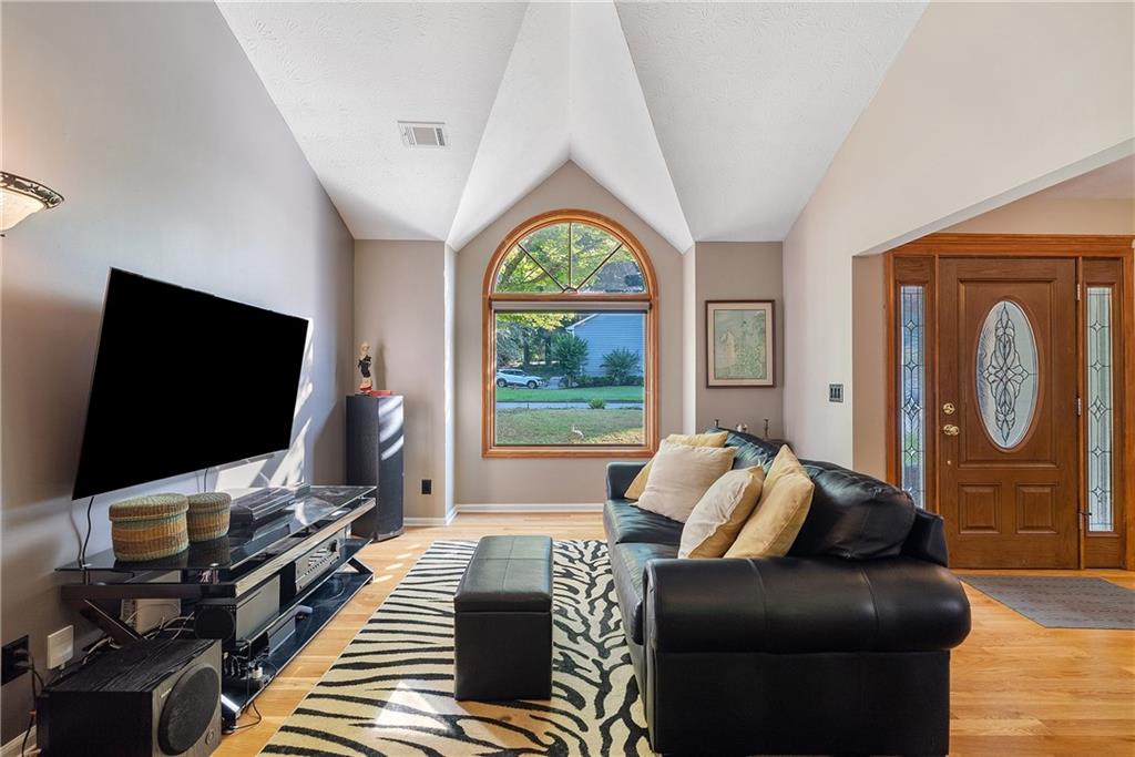 1270 Taylor Oaks Drive