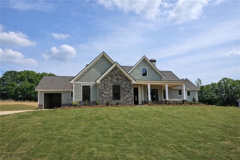Homes For Sale - 105 Maney Drive<br/> Statham, GA 30666
