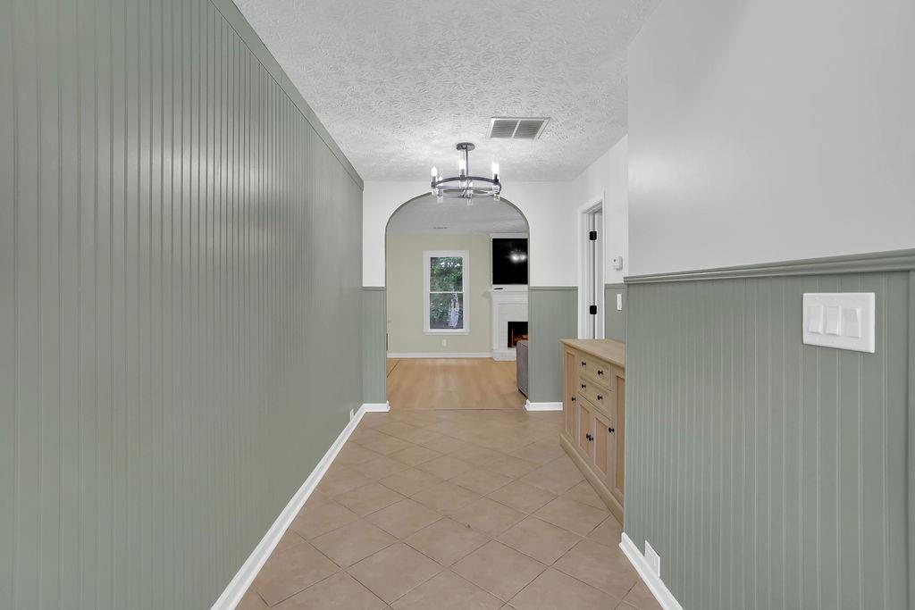8011 Huntcliff Road