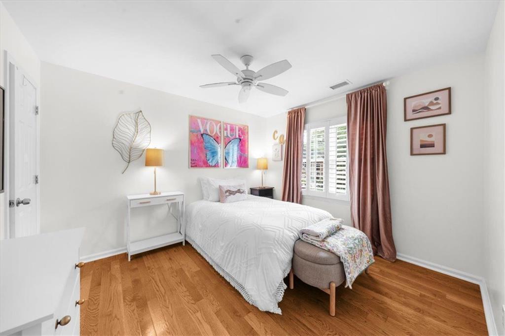 HILLBROOKE - Residential