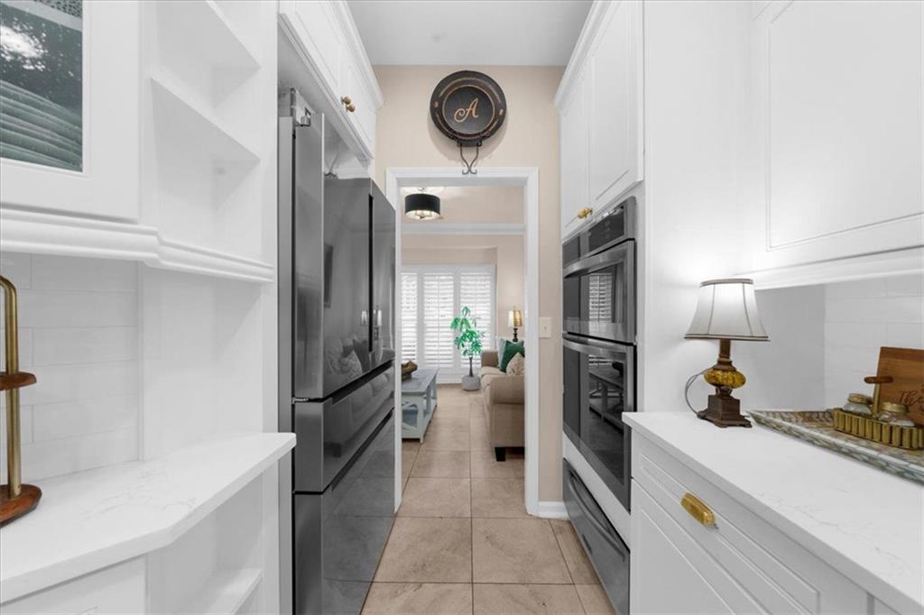 HILLBROOKE - Residential