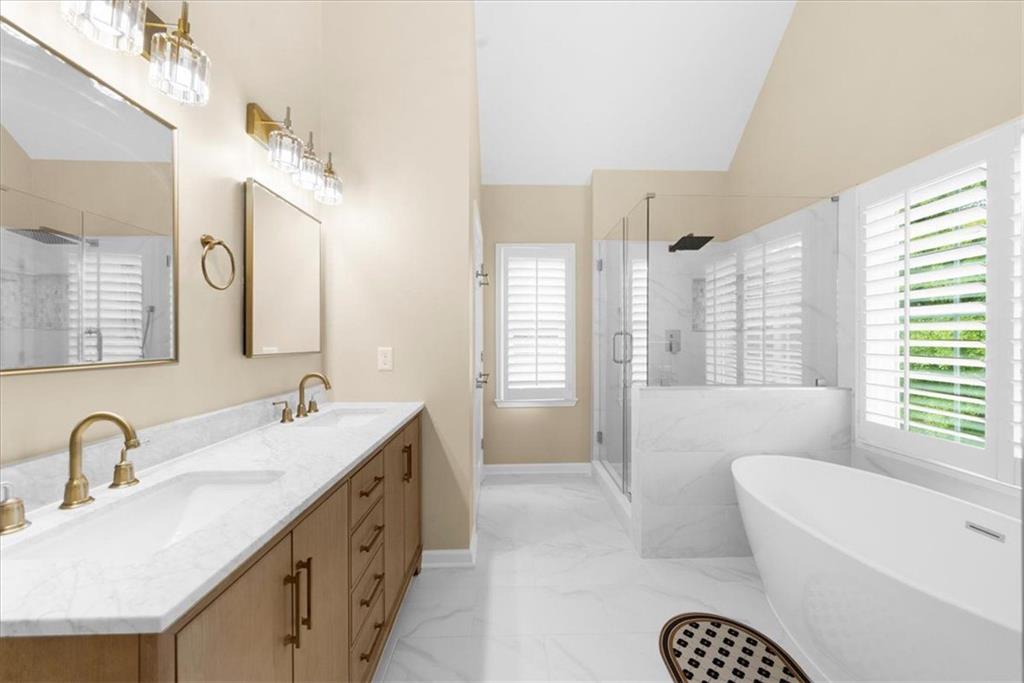 HILLBROOKE - Residential