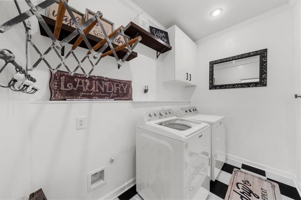 HILLBROOKE - Residential