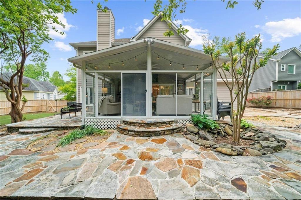 HILLBROOKE - Residential