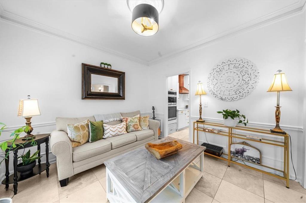HILLBROOKE - Residential