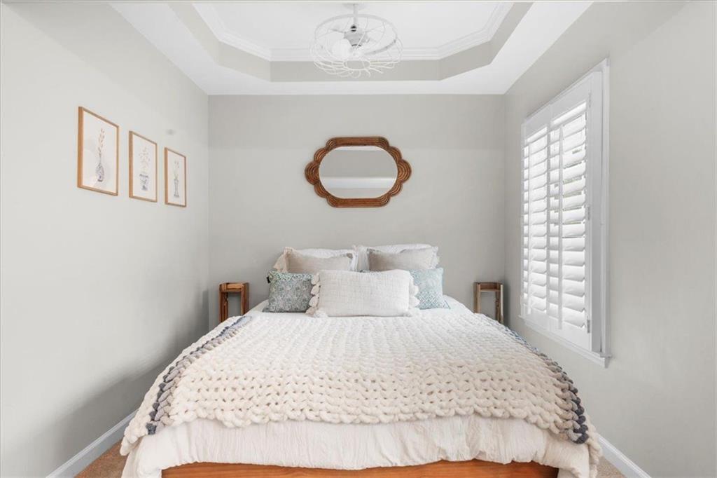 HILLBROOKE - Residential