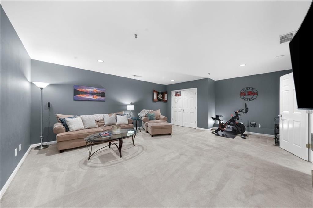 8555 Hope Mews Court, Sandy Springs, Georgia image 33