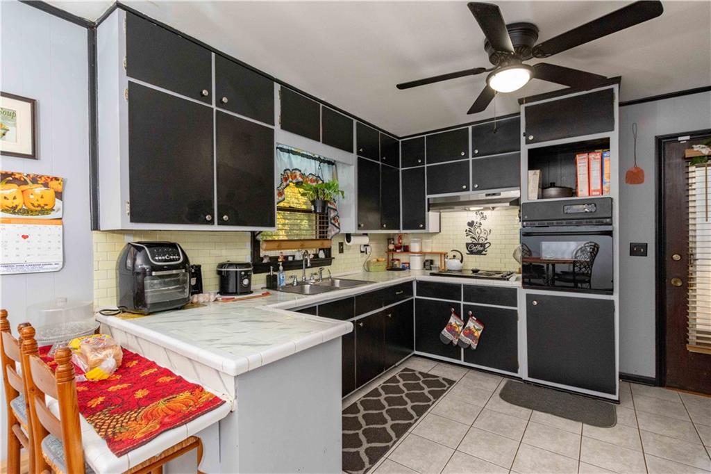 3208 Edgemont Way