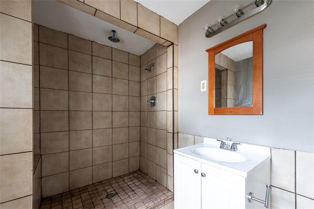 Lincoln Homes - Residential Lease