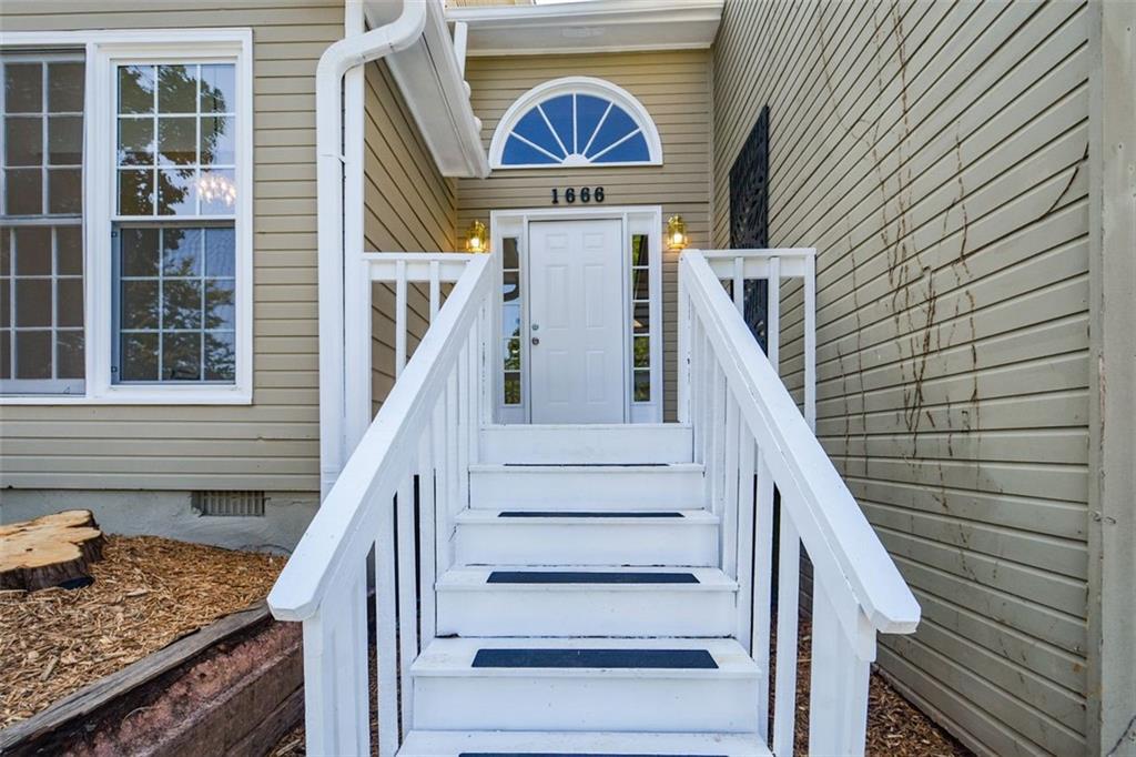 1666 Paddlewheel Drive