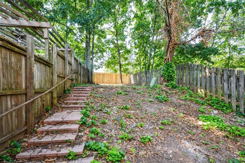 1666 Paddlewheel Drive, Marietta, Georgia image 35