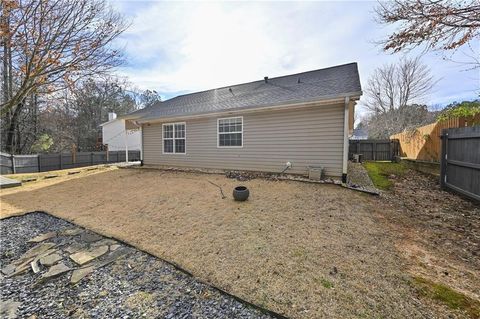 A home in Dacula