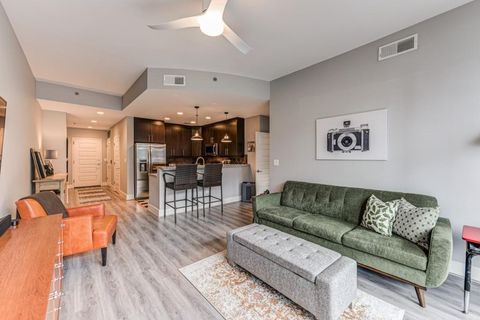 Condo For Sale - 1080 Peachtree Street #605<br/> Atlanta, GA 30309