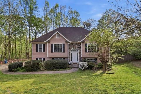 1235 Smoke Hill Lane Hoschton GA 30548