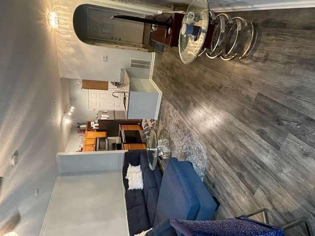 4333 Dunwoody Park