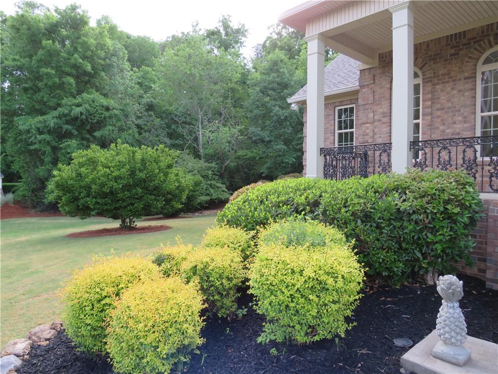 3 Mountain Crest Drive SW