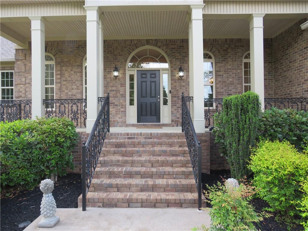 3 Mountain Crest Drive SW