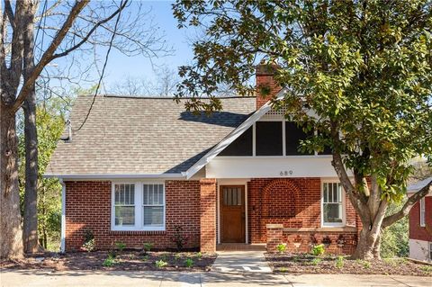 689 Lexington Avenue SW Atlanta GA 30310