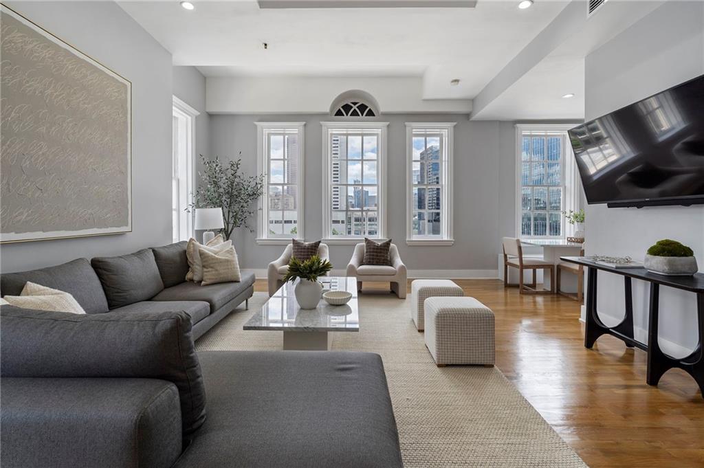 30 5th Street NE 1001
