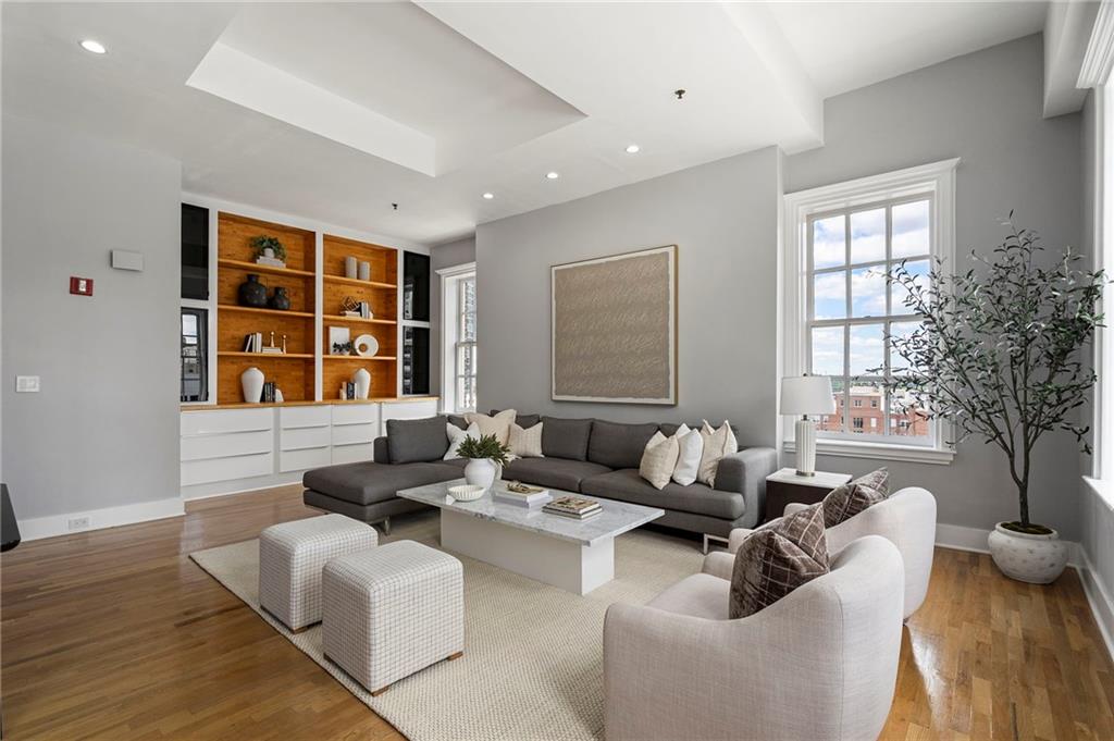 30 5th Street NE 1001