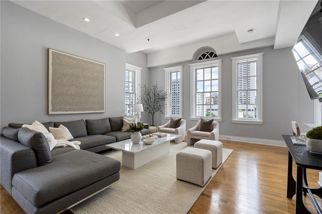 30 5th Street NE 1001