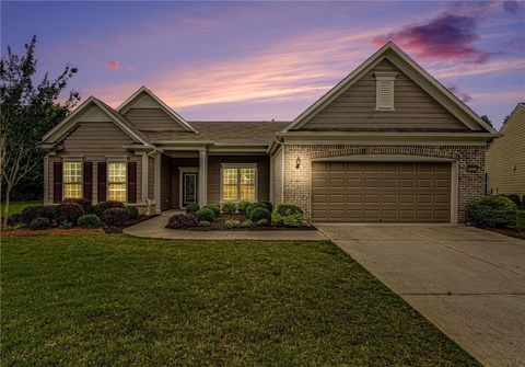 Homes For Sale - 105 Salvia Court<br/> Griffin, GA 30223