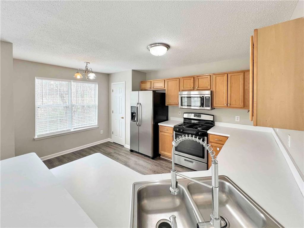 Crest Ridge - Residential Lease