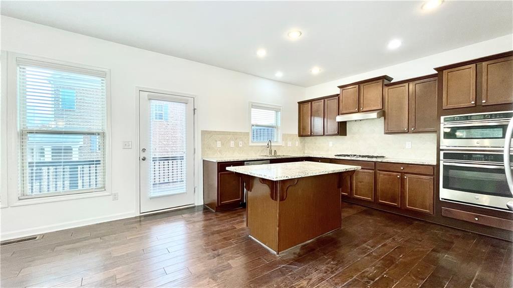 Deerfield Green - Residential Lease