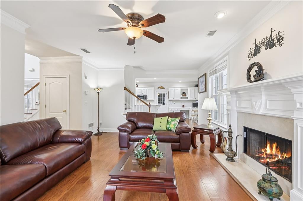 1170 Great River Parkway