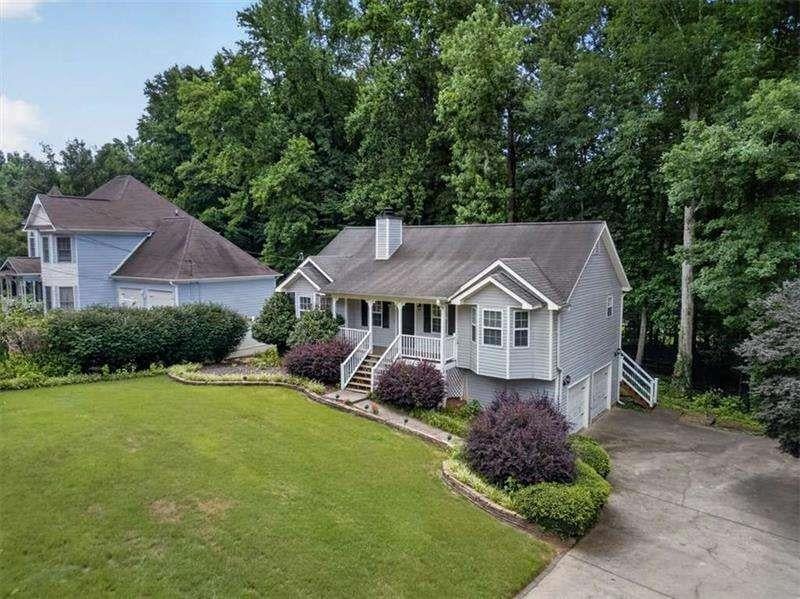 72 Victorian Circle