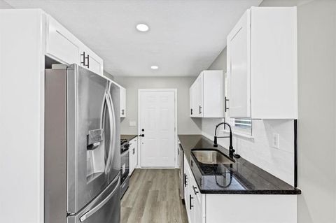 2478 Verbena Circle NW Atlanta GA 30314