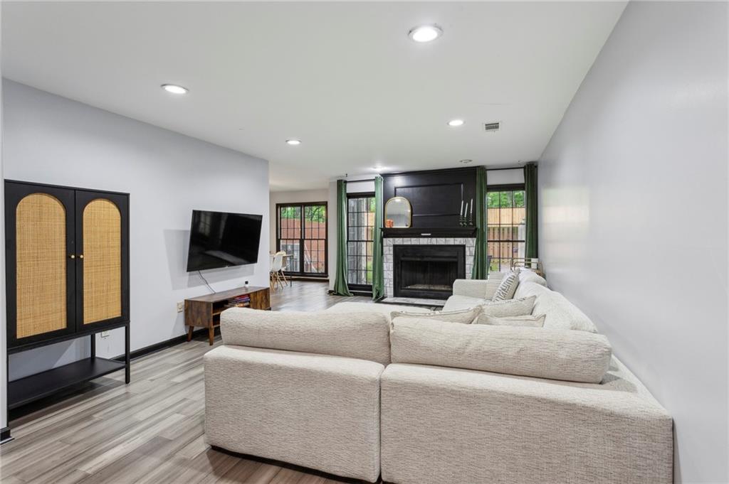 2908 Woodruff Drive SE
