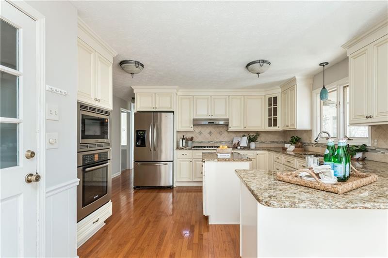 6255 Courtside Drive, Peachtree Corners, Georgia image 24