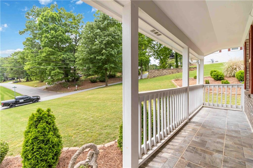 3781 Cherokee Trail, Suwanee, Georgia image 3