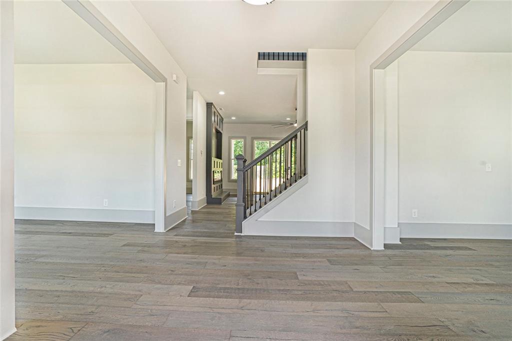 110 Northwood Creek Way