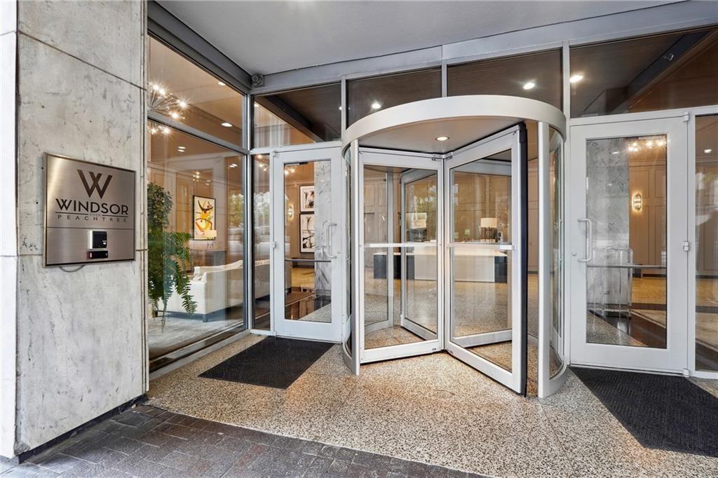 620 Peachtree Street NE 1613