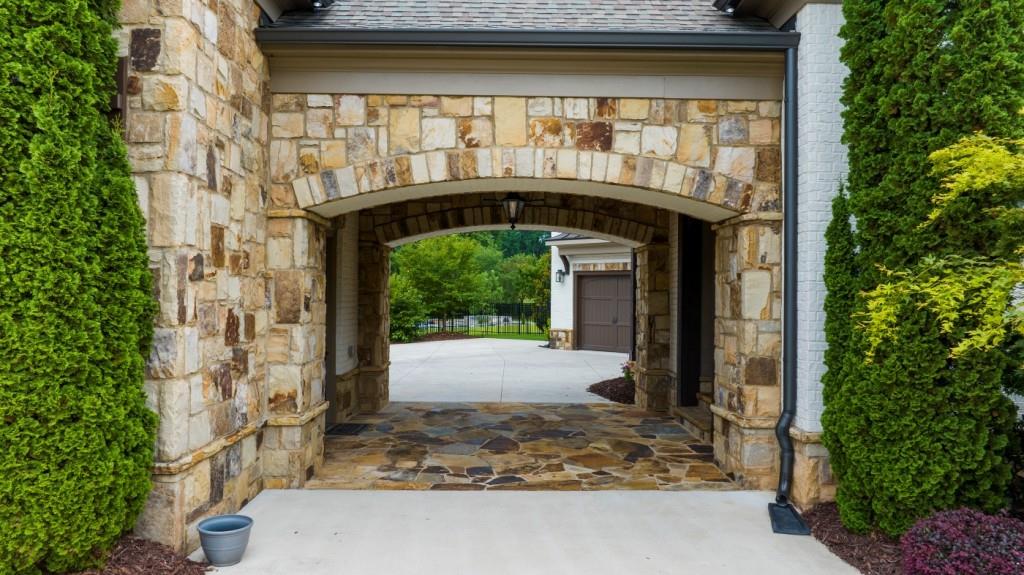 10150 Cedar Ridge Drive