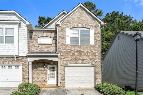 Townhouse For Rent - 4102 Dahlgreen Way<br/> Dekalb County, Decatur, GA 30032