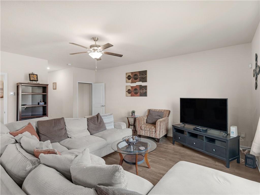 Saddle Ridge @ Annewekee Trail - Residential