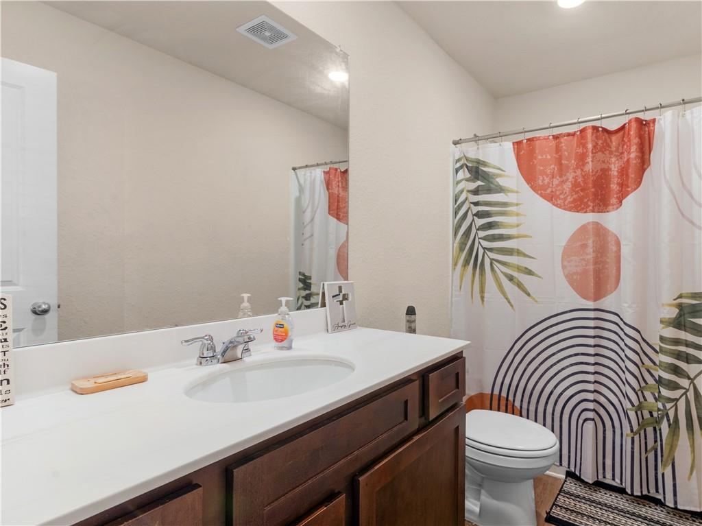 Saddle Ridge @ Annewekee Trail - Residential