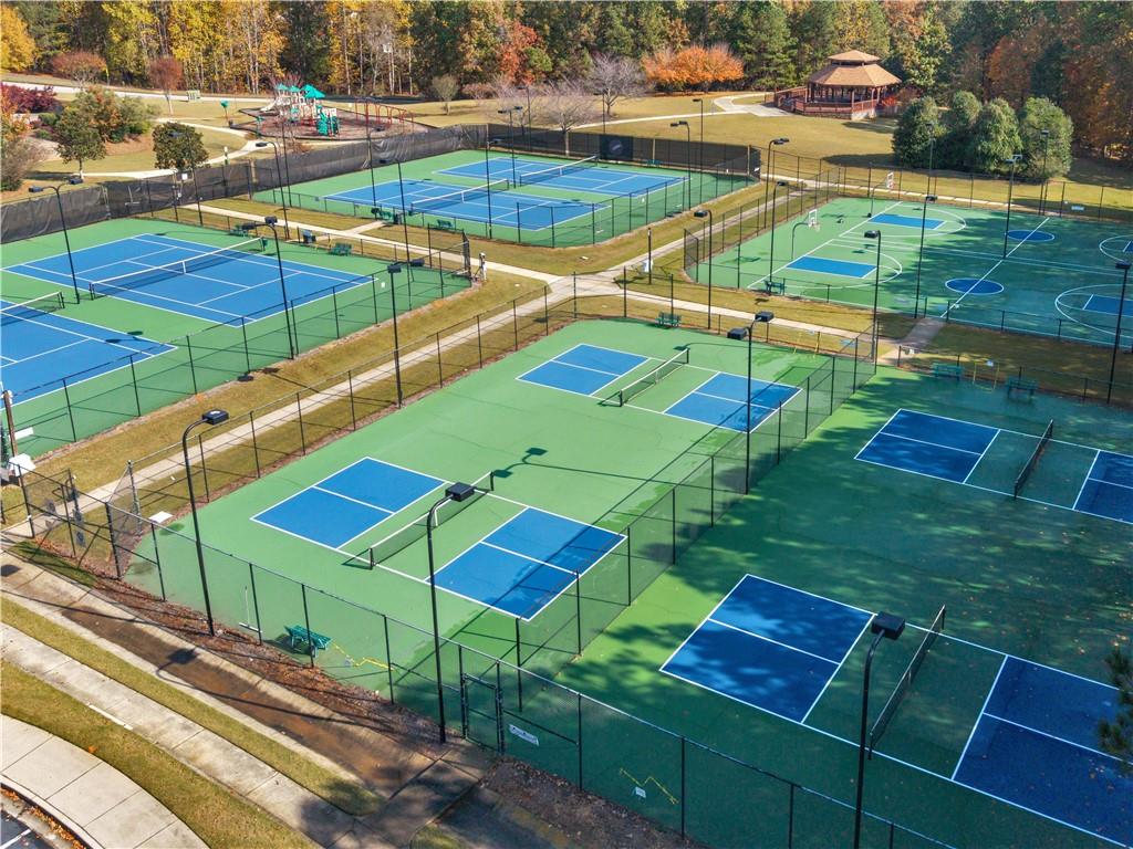 Saddle Ridge @ Annewekee Trail - Residential