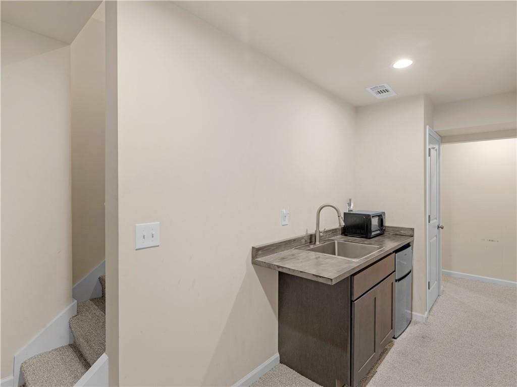 Saddle Ridge @ Annewekee Trail - Residential